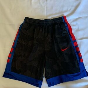 New Nike black boys shorts